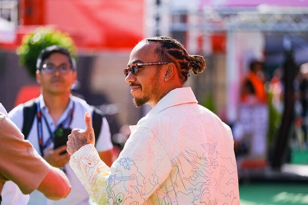 Lewis Hamilton UK, Mercedes AMG Petronas F1 Team, 44 with thumbs up, ESP, Formula One Pirelli Gran Premio de Espana, Formula 1, Sunday, 2022 season, 22 05 2022, ESP, Formula One Pirelli Gran Premio de Espana, Formula 1, Sunday, 2022 season, 22 05 2022, Barcelona Copyright: xEibner-Pressefotox EP_EER