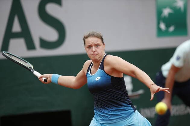 22 05 2022, Tennis, French Open 2022 Roland Garros, FRA, Paris, Roland Garros Picture v li Jule Niemeier GER Copyright: HMBxMedia AntonioxBorga
