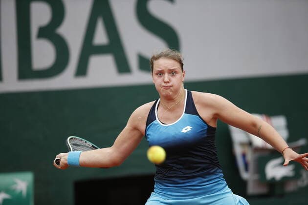 22 05 2022, Tennis, French Open 2022 Roland Garros, FRA, Paris, Roland Garros Picture v li Jule Niemeier GER Copyright: HMBxMedia AntonioxBorga