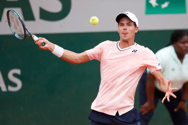 22 05 2022, Tennis, French Open 2022 Roland Garros, FRA, Paris, Roland Garros picture v li Daniel Altmaier GER Copyright: HMBxMedia AntonioxBorga