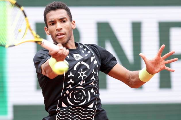 TENNIS - French Open 2022 PARIS,FRANCE,22.MAY.22 - TENNIS - ATP, Tennis Herren World Tour, French Open, Roland Garros, Grand Slam. Image shows Felix Auger-Aliassime (CAN).  GEPAxpictures xPatrickxSteiner