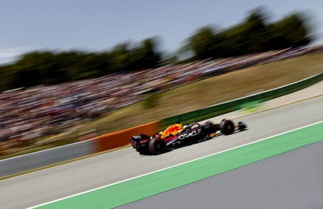 BARCELONA Max Verstappen 1 with the Oracle Red Bull Racing RB18 Honda during the F1 Grand Prix of Spain at Circuit de Barcelona Catalunya on May 22, 2022 in Barcelona, Spain REMKO DE WAAL F1 Grand Prix of Spain, RACE 2022 xVIxANPxSportx xxANPxIVx 449031221 originalFilename: 449031221.jpg