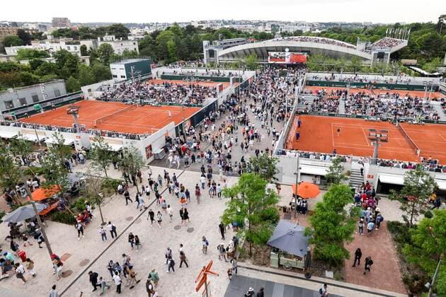 TENNIS - French Open 2022 PARIS,FRANCE,22.MAY.22 - TENNIS - ATP, Tennis Herren World Tour, French Open, Roland Garros, Grand Slam. Image shows an overview of Roland-Garros.  GEPAxpictures xPatrickxSteiner