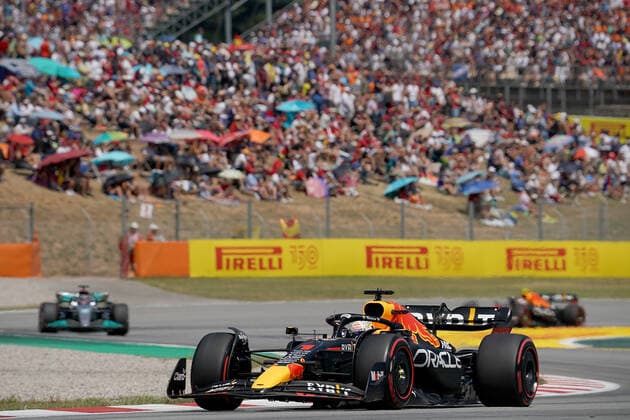 22 05 2022, Circuit de Catalunya, Barcelona, F1 Pirelli Grand Prix of Spain 2022 , in picture Max Verstappen NEL , Oracle Red Bull Racing, George Russel GBR , Mercedes AMG Petronas Formula One Team, Sergio Perez MEX , Oracle Red Bull Racing Foto EU Images Barcelona Circuit de Catalunya Catalunya Spain  eu-images-506
