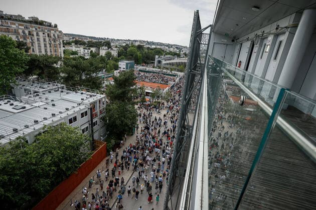 Illustration de la foule a Roland Garros TENNIS : Roland Garros 2022 - 22 05 2022 AurelienMorissard Panoramic 