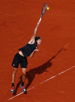 Mandatory Credit: Photo by Javier Garcia Shutterstock (12942474dl) Alexander Zverev in first round action French Open Tennis, Day 1, Roland Garros, Paris, France - 22 May 2022 French Open Tennis, Day 1, Roland Garros, Paris, France - 22 May 2022  Copyright: xJavierxGarcia Shutterstockx 12942474dl