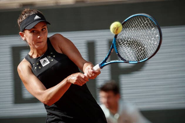 Clara BUREL (FRA) contre Maria SAKKARI (GRE) TENNIS : Roland Garros 2022 - 22 05 2022 AurelienMorissard Panoramic 