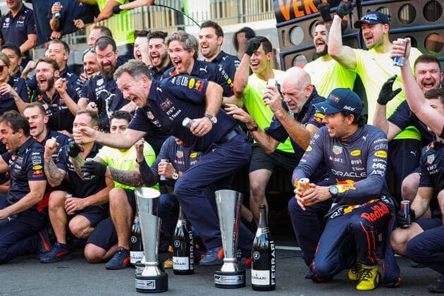1 Max Verstappen NLD, Oracle Red Bull Racing , Christian Horner GBR, Oracle Red Bull Racing , Adrian Newey GBR, Oracle Red Bull Racing , 11 Sergio Perez MEX, Oracle Red Bull Racing , F1 Grand Prix of Spain at Circuit de Barcelona Catalunya on May 22, 2022 in Barcelona, Spain Photo by HOCH ZWEI Barcelona Spain