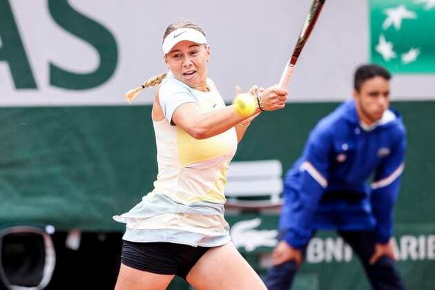 TENNIS - French Open 2022 PARIS,FRANCE,23.MAY.22 - TENNIS - WTA, Tennis Damen Tour, French Open, Roland Garros, Grand Slam. Image shows Amanda Anisimova (USA).  GEPAxpictures xPatrickxSteiner