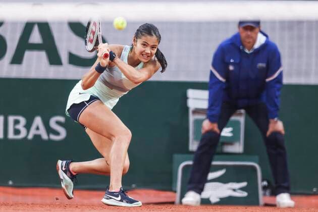 TENNIS - French Open 2022 PARIS,FRANCE,23.MAY.22 - TENNIS - WTA, Tennis Damen Tour, French Open, Roland Garros, Grand Slam. Image shows Emma Raducanu (GBR).  GEPAxpictures xPatrickxSteiner