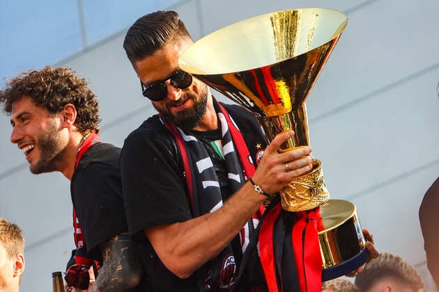 AC Milan s Scudetto Celebration Departure of uncovered bus from Casa Milan for AC Milan s Scudetto celebration in Milano, Italy, on May 23 2022 Milan Italy  Copyright: xMairoxCinquettix originalFilename:cinquetti-acmilans220523_npPWN.jpg