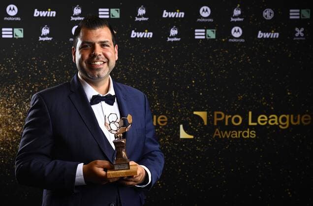 BRUSSEL, BELGIUM - MAY 23 : Community and football award pictured during the Pro League Awards on May 23, 2022 in Brussel, Belgium, 23 05 2022 ( Pro League Awards 2021-2022 PhotoNews Panoramic 