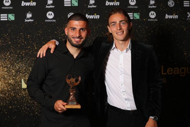 Union s Deniz Undav and Union s Casper Nielsen pose for the photographer during the Pro League Awards 2022, for the best players in the first (1A) and second (1B) divisions of the Belgian soccer championships, Monday 23 May 2022 in Brussels. VIRGINIExLEFOUR  x35428469x