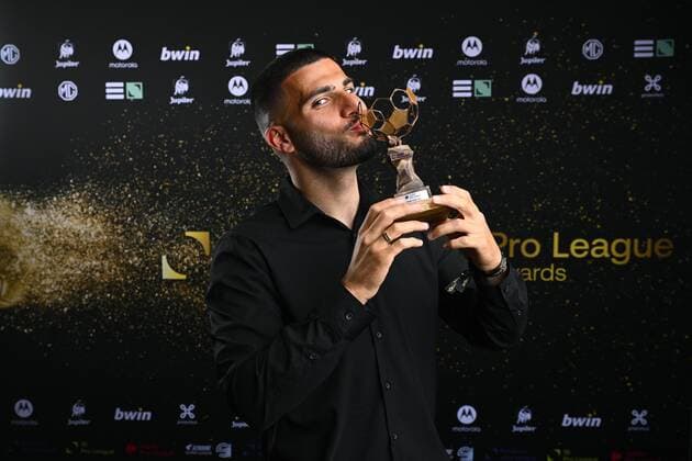 BRUSSEL, BELGIUM - MAY 23 : Deniz Undav player of the year award pictured during the Pro League Awards on May 23, 2022 in Brussel, Belgium, 23 05 2022 ( Pro League Awards 2021-2022 PhotoNews Panoramic 