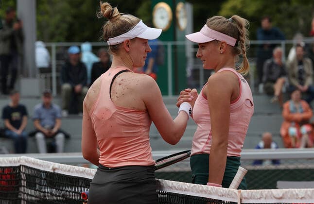 US Alison Riske and Ukrainian Dayana Yastremska shake hands at the end of their French Tennis Open match at Roland Garros near Paris, France, on Monday May 23, 2022. Riske won 6-3, 6-3.  PAR20220523116 MAYAxVIDON-WHITE