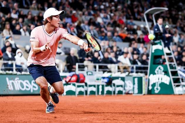 TENNIS - French Open 2022 PARIS,FRANCE,23.MAY.22 - TENNIS - ATP, Tennis Herren World Tour, French Open, Roland Garros, Grand Slam. Image shows Yoshihito Nishioka (JPN).  GEPAxpictures xPatrickxSteiner