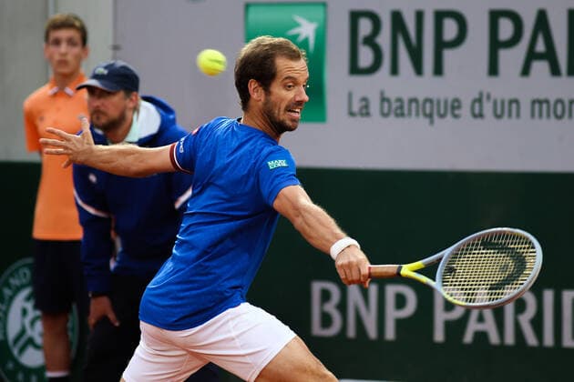 2022 French Open - Day Two Richard Gasquet during his match against Lloyd Harris on Suzanne Lenglen court in the 2022 French Open finals day two, in Paris, France, on May 23, 2022. Paris France  Copyright: xIbrahimxEzzatx originalFilename:ezzat-notitle220523_npAbJ.jpg