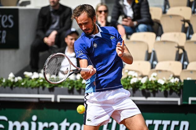 May 24, 2022, Paris, France, France: Daniil MEDVEDEV of Russia during the Day three of Roland-Garros 2022, French Open 2022, Grand Slam tennis tournament at the Roland-Garros stadium on May 24, 2022 in Paris, France. Paris France - ZUMAm308 20220524_zsp_m308_002 Copyright: xMatthieuxMirvillex
