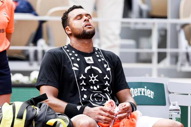 TENNIS - French Open 2022 PARIS,FRANCE,24.MAY.22 - TENNIS - ATP, Tennis Herren World Tour, French Open, Roland Garros, Grand Slam. Image shows Jo-Wilfried Tsonga (FRA).  GEPAxpictures xPatrickxSteiner
