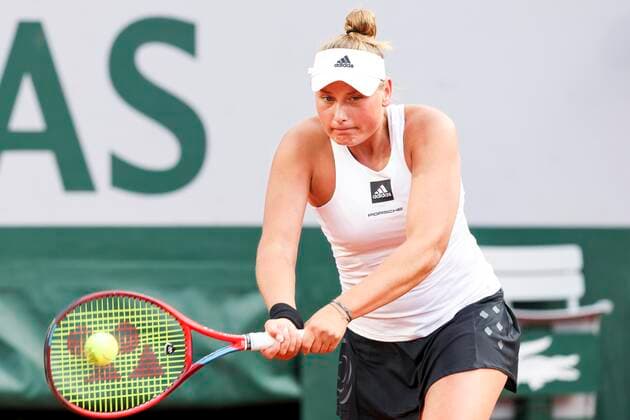 TENNIS - French Open 2022 PARIS,FRANCE,24.MAY.22 - TENNIS - WTA, Tennis Damen Tour, French Open, Roland Garros, Grand Slam. Image shows Nastasja Schunk (GER).  GEPAxpictures xPatrickxSteiner