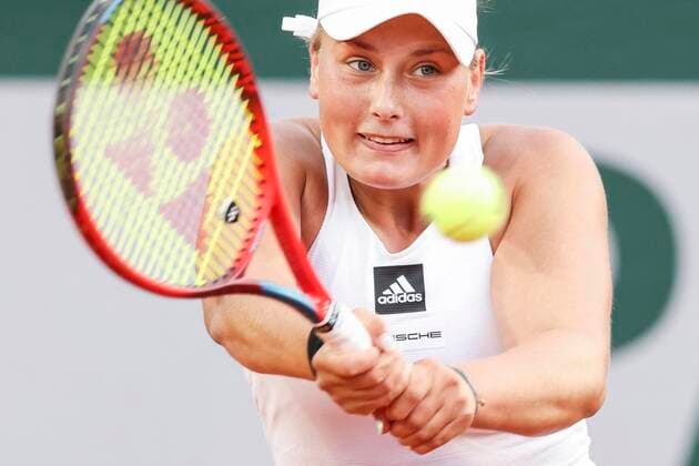 TENNIS - French Open 2022 PARIS,FRANCE,24.MAY.22 - TENNIS - WTA, Tennis Damen Tour, French Open, Roland Garros, Grand Slam. Image shows Nastasja Schunk (GER).  GEPAxpictures xPatrickxSteiner