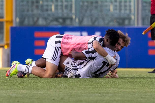 Photo Alessandro Castaldi LaPresse May 24, 2022 - Sassuolo, Italy Soccer Atalanta vs Juventus - Primavera 1 Final Phase TIMVISION 2021 2022 - Game 1 First Round at Enzo Ricci Stadium In the photo: celebrates after mach Juventus  Copyright: xAlessandroxCastaldi LaPressex