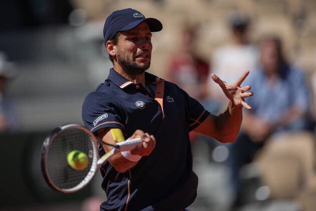 John ISNER (USA) contre Gregoire BARRERE (FRA) TENNIS : Roland Garros 2022 - 25 05 2022 AurelienMorissard Panoramic 