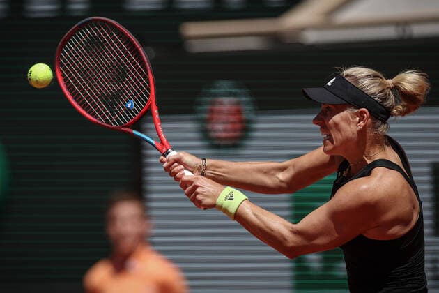 Angelique KERBER (GER) contre Elsa JACQUEMOT (FRA) TENNIS : Roland Garros 2022 - 25 05 2022 AurelienMorissard Panoramic 