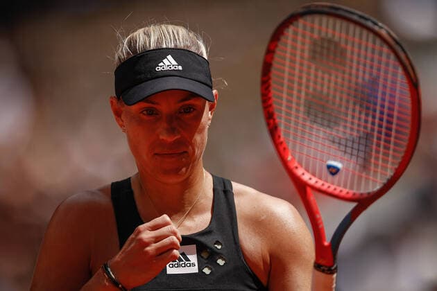 Angelique KERBER (GER) contre Elsa JACQUEMOT (FRA) TENNIS : Roland Garros 2022 - 25 05 2022 AurelienMorissard Panoramic 