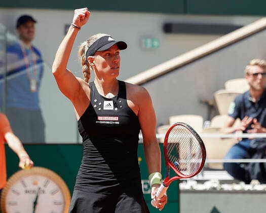 French Open 2022, Angelique Kerber makes fist and cheers, jubilation, joy, emotion Tennis French Open 2022 Grand Slam ATP WTA ITF Roland Garros Paris France 25 May 2022 Copyright: xJuergenxHasenkopfx