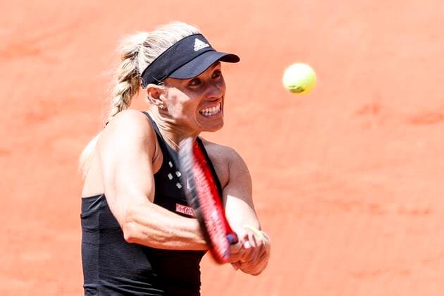 TENNIS - French Open 2022 PARIS,FRANCE,25.MAY.22 - TENNIS - WTA, Tennis Damen Tour, French Open, Roland Garros, Grand Slam. Image shows Angelique Kerber (GER).  GEPAxpictures xPatrickxSteiner