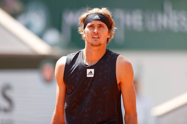 25 05 2022, Tennis, French Open 2022 Roland Garros, FRA, Paris, Roland Garros picture v li Alexander Zverev GER Copyright: HMBxMedia AntonioxBorga