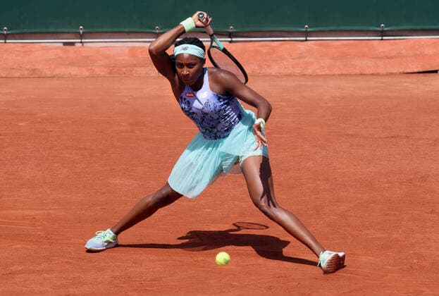 US Coco Gauff plays against Alison Van Uytvanck of Belgium during their French Tennis Open match at Roland Garros near Paris, France, on Wednesday, May 25, 2022. Gauff won 6-1, 7-6.  PAR20220525121 MAYAxVIDON-WHITE