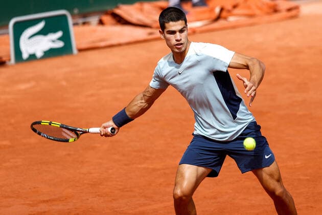 25 05 2022, Tennis, French Open 2022 Roland Garros, FRA, Paris, Roland Garros picture v li Carlos Alcaraz ESP Copyright: HMBxMedia AntonioxBorga
