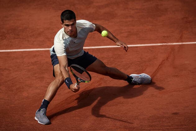 Albert RAMOS VINOLAS (ESP) contre Carlos ALCARAZ (ESP) TENNIS : Roland Garros 2022 - 25 05 2022 AurelienMorissard Panoramic 