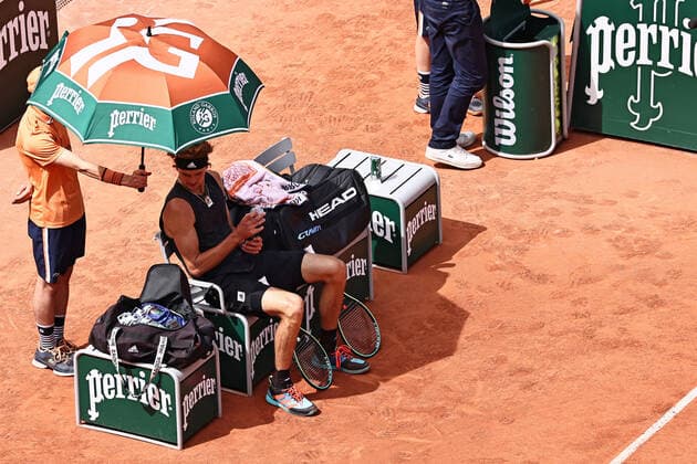 Alexander Zverev, GER, during second round of 2022 French Open at Roland Garros, Paris, 25 05 2022