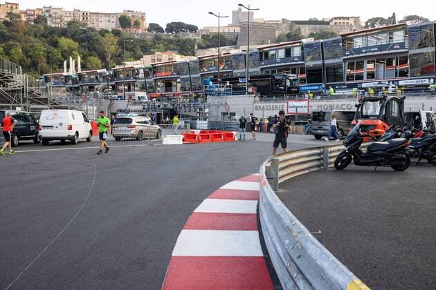 Set-up work at the circuit, Monaco Grand Prix 2022, Motorsport, Formula 1, 25 05 2022 Monaco Grand Prix 2022, Motorsport, Formula 1, 25 05 2022 Copyright: xEibner-Pressefoto AlexanderxNeisx EP_ANS