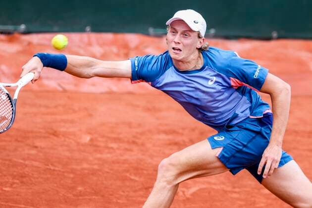 TENNIS - French Open 2022 PARIS,FRANCE,26.MAY.22 - TENNIS - ATP, Tennis Herren World Tour, French Open, Roland Garros, Grand Slam. Image shows Emil Ruusuvuori (FIN).  GEPAxpictures xPatrickxSteiner