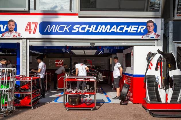View into the pit of Mick Schumacher Haas F1 Team , Monaco Grand Prix 2022, Motorsport, Formula 1, 26 05 2022 Monaco Grand Prix 2022, Motorsport, Formula 1, 26 05 2022 Copyright: xEibner-Pressefoto AlexanderxNeisx EP_ANS