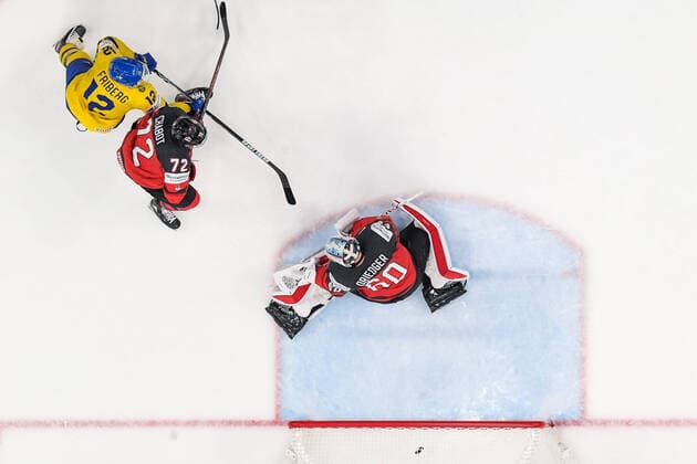 220526 goaltender Chris Driedger and Thomas Chabot of Canada as Max Friberg of Sweden score 3 0 during the 2022 IIHF Ice Hockey World Championship quarterfinal game between Sweden and Canada on May 26, 2022 in Tampere Photo Maxim Thore BILDBYRAN kod MT MT0402 ishockey ice hockey ishockey vm iihf ice hockey world championship sweden sweden canada canada bbeng quarterfinal quarterfinal,  Copyright: MAXIMxTHORE BB220526MT073