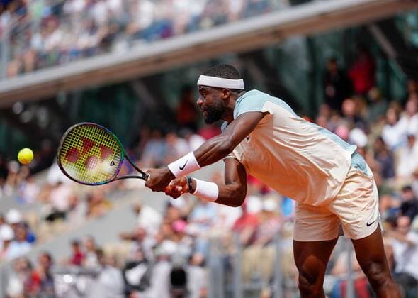 Mandatory Credit: Photo by Dave Shopland Shutterstock (12958165bm) Frances Tiafoe from USA loses in 4 sets in his second round match French Open Tennis, Day 5, Roland Garros, Paris, France - 26 May 2022 French Open Tennis, Day 5, Roland Garros, Paris, France - 26 May 2022  Copyright: xDavexShopland Shutterstockx 12958165bm