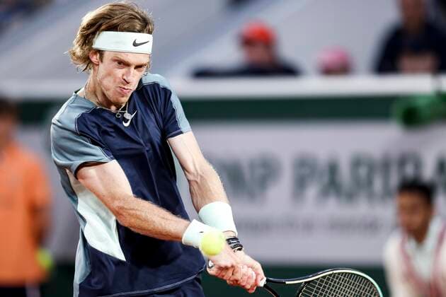 TENNIS - French Open 2022 PARIS,FRANCE,26.MAY.22 - TENNIS - ATP, Tennis Herren World Tour, French Open, Roland Garros, Grand Slam. Image shows Andrey Rublev ( ).  GEPAxpictures xPatrickxSteiner