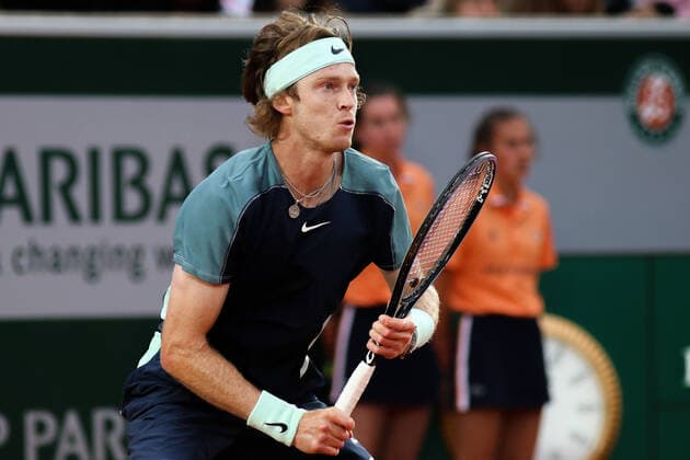 2022 French Open - Day Five Andrey Rublev during his match against Federico Delbonis on Simonne Mathieu court in the 2022 French Open finals day five. Paris France  Copyright: xIbrahimxEzzatx originalFilename:ezzat-notitle220526_npJr0.jpg