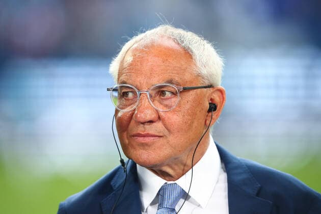 23 05 2022, xtgx, football relegation 1 Bundesliga, Hamburger SV Hertha BSC Berlin emspor, v l Felix Magath Hertha, coach portrait, portraet, single image DFL DFB REGULATIONS PROHIBIT ANY USE OF PHOTOGRAPHS as IMAGE SEQUENCES and or QUASI VIDEO Hamburg