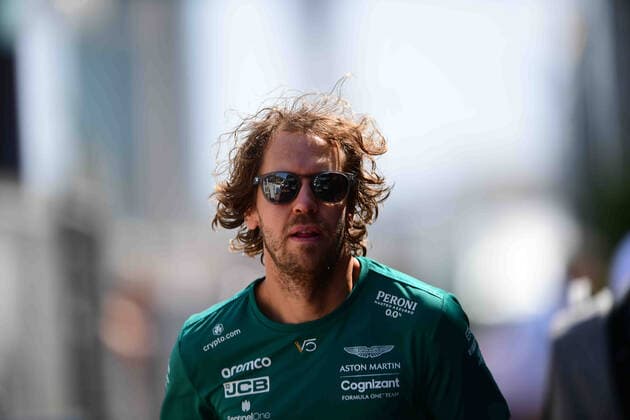 F1 Grand Prix of Monaco - Practice Sebastian Vettel of Aston Martin Cognizant F1 Team arrive into the circuit before free practice of Monaco Grand Prix in Monaco City Circuit in Monaco-Ville, Monaco, France, 27 May 2022 Montecarlo Monaco  Copyright: xAndreaxDiodatox originalFilename:diodato-notitle220527_npCL6.jpg