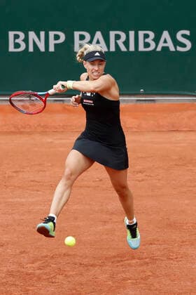 Tennis, French Open, Tag 6, Kerber - Sasnowitsch Angelique Kerber (GER) Vs Aliaksandra Sasnovich TENNIS : Roland-Garros - 27 05 2022 MichaelBaucher Panoramic 