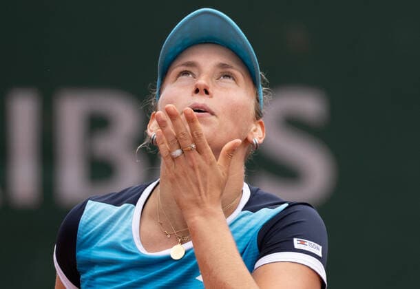 Belgian Elise Mertens celebrates after winning a tennis match between Belgian Mertens and Russian Gravecha, in the women s third round at the Roland Garros French Open tennis tournament, in Paris, France, Friday 27 May 2022. This year s tournament takes place from 22 May to 5 June. BENOITxDOPPAGNE  x35549022x