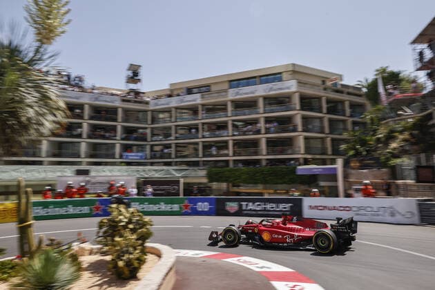 16 LECLERC Charles (mco), Scuderia Ferrari F1-75, action during the Formula 1 Grand Prix de Monaco 2022, 7th round of the 2022 FIA Formula One World Championship, WM, Weltmeisterschaft on the Circuit de Monaco, from May 27 to 29, 2022 in Monte-Carlo, Monaco - F1 - MONACO GRAND PRIX 2022 DPPI Panoramic  00122018__R5_0048