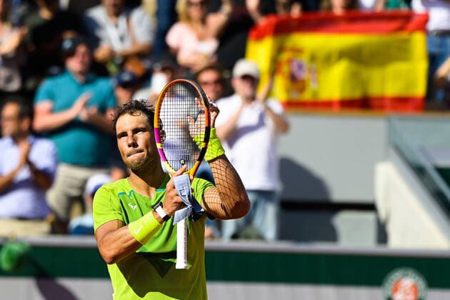 Attitude - Joie de Rafael Nadal ( Espagne ) TENNIS : Roland Garros 2022 - Internationaux de France - 27 05 2022 FedericoPestellini Panoramic 