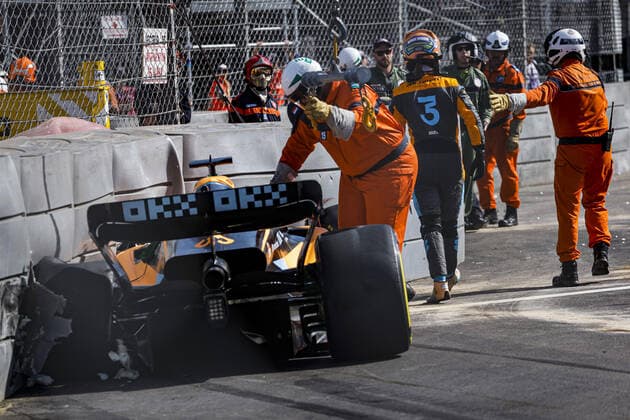 Crash, 03 RICCIARDO Daniel (aus), McLaren F1 Team MCL36, action during the Formula 1 Grand Prix de Monaco 2022, 7th round of the 2022 FIA Formula One World Championship, WM, Weltmeisterschaft on the Circuit de Monaco, from May 27 to 29, 2022 in Monte-Carlo, Monaco - F1 - MONACO GRAND PRIX 2022 DPPI Panoramic  00122018__DEL5871.JPG_